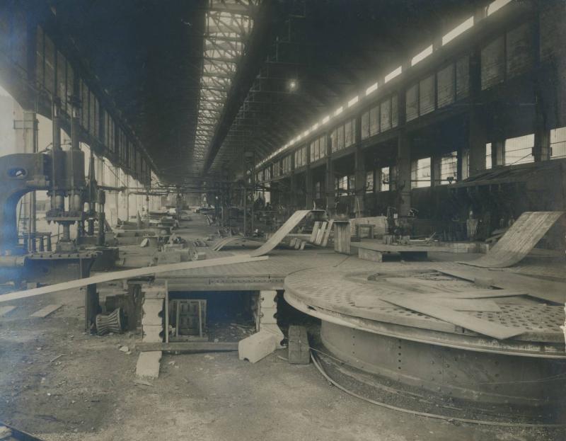 Tettoia "A" per lavorazione a caldo profilati e lamiere