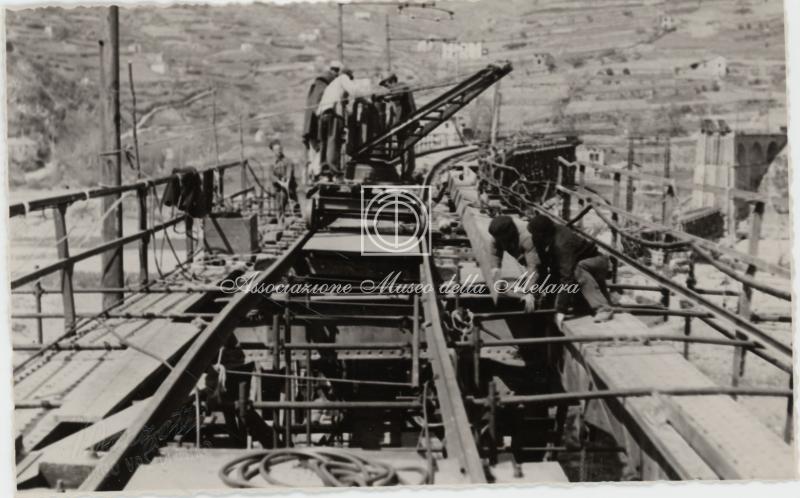 Riparazioni in corso alla III travata