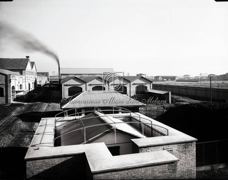 Zona ovest all'esterno dello stabilimento. Reparto caldaie