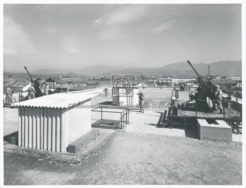 Difesa contraerea sul tetto della palazzina della direzione